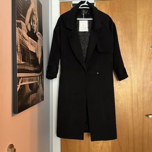 BNWT Heavy Oversized Black Trenchcoat with Belt and Pockets